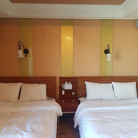 Zenith Hotel โพเรียง ภายนอก รูปภาพ