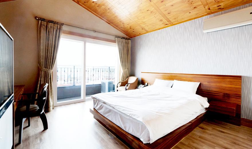 Zenith Hotel โพเรียง ภายนอก รูปภาพ